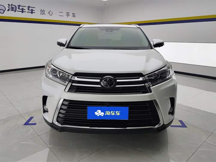 Фото 2 - Toyota Highlander