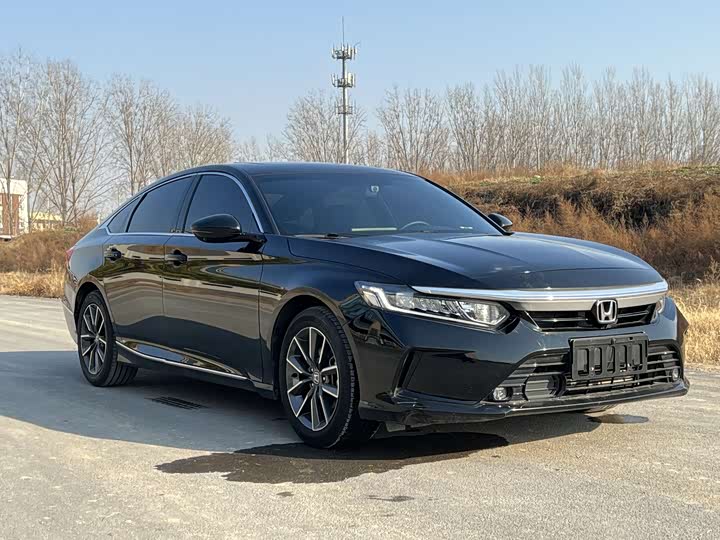 Фото 3 - Honda Inspire