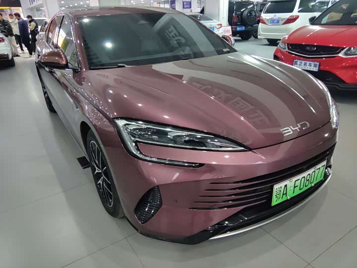 Фото 3 - BYD Seal