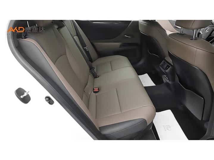 Фото 8 - Lexus ES