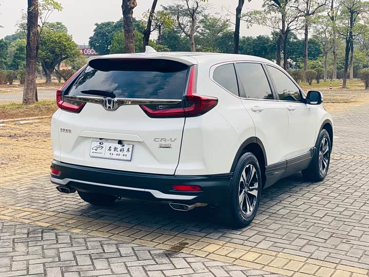 Фото 7 - Honda CR-V