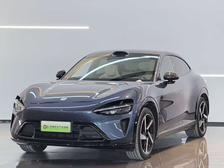 Фото 1 - Xiaomi YU7