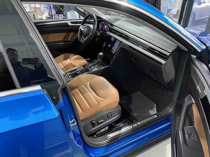 Фото 9 - Volkswagen CC