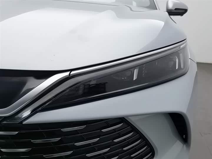 Фото 7 - BYD Qin L