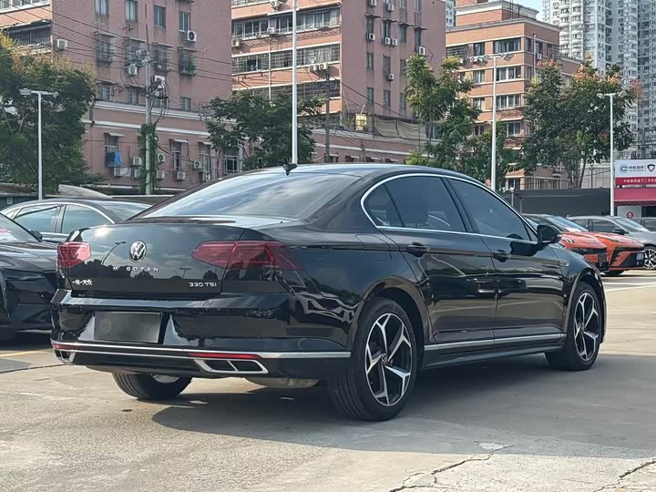 Фото 6 - Volkswagen Magotan