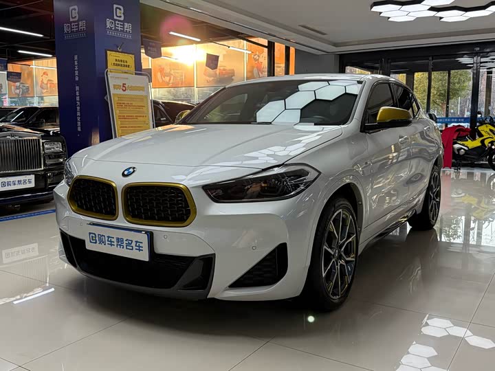Фото 1 - BMW X2