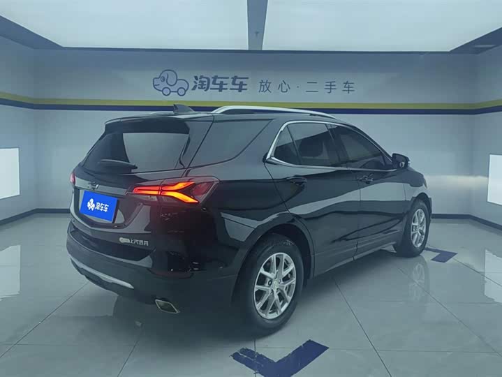 Фото 3 - Chevrolet Equinox