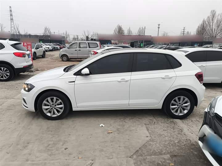 Фото 5 - Volkswagen Polo