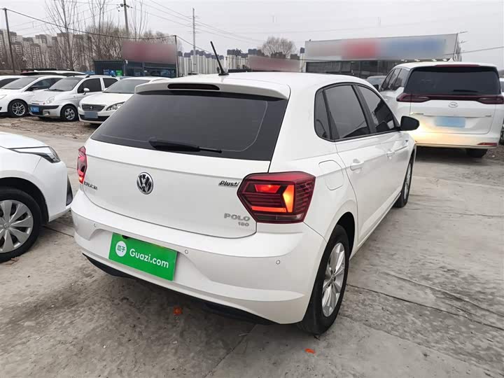 Фото 7 - Volkswagen Polo