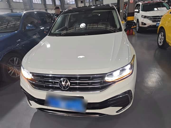 Фото 3 - Volkswagen Tiguan X