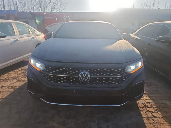 Фото 3 - Volkswagen Passat