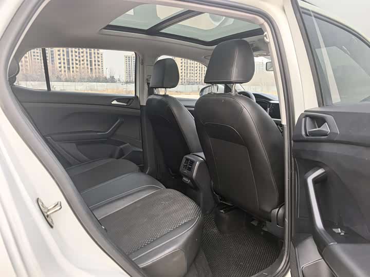 Фото 5 - Volkswagen Tacqua