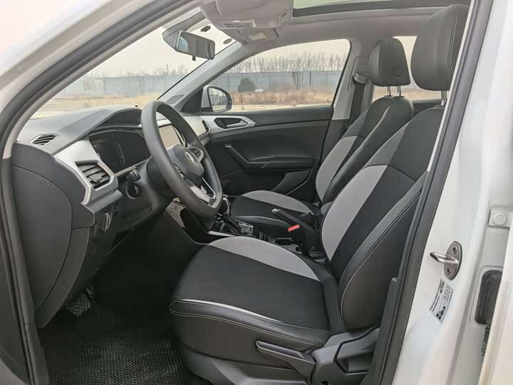 Фото 7 - Volkswagen Tacqua