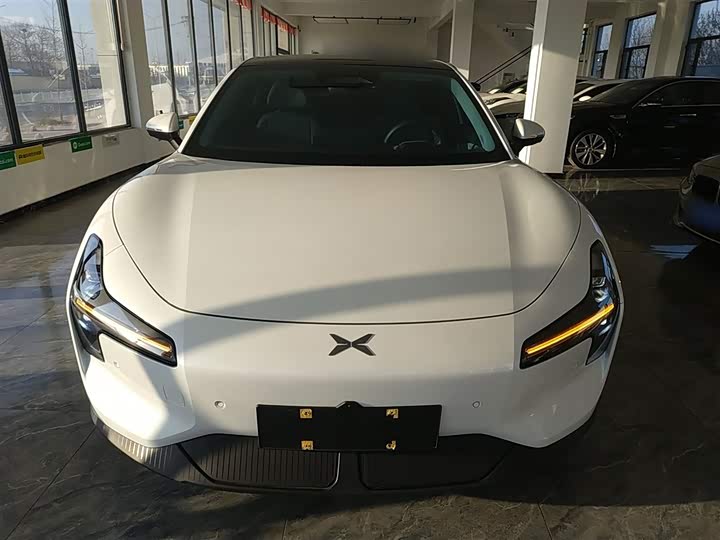 Фото 3 - XPeng Mona M03