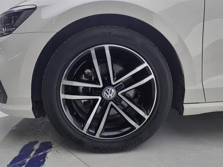 Фото 6 - Volkswagen Lamando L