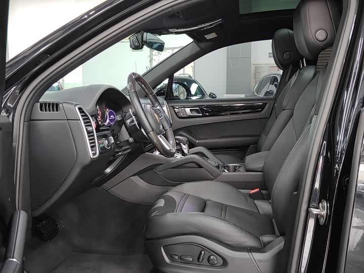 Фото 4 - Porsche Cayenne Hybrid