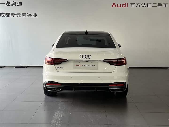 Фото 5 - Audi A4L