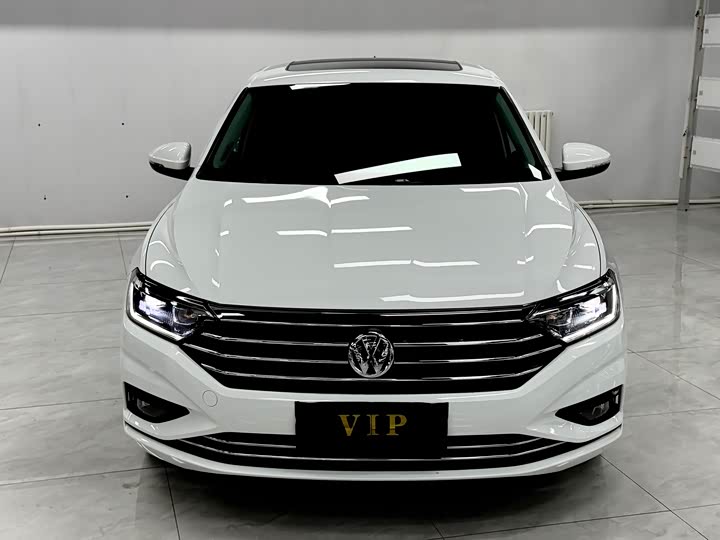 Фото 2 - Volkswagen Sagitar L