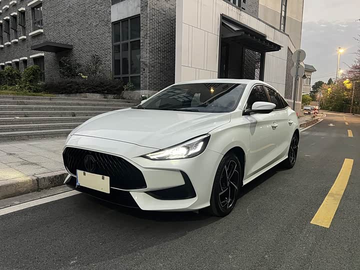 Фото 1 - MG Motor 5