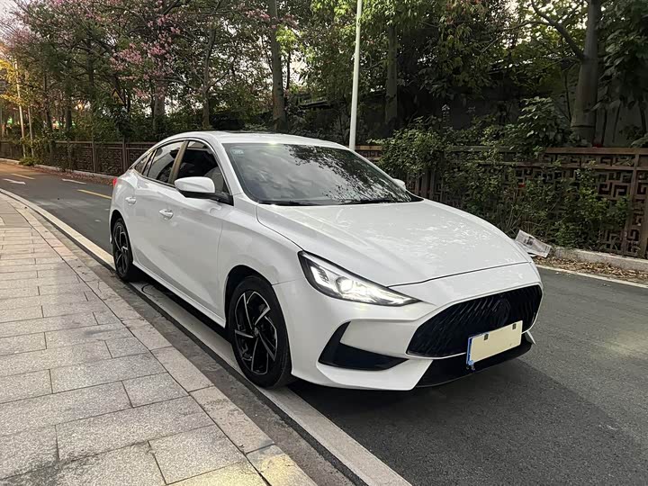 Фото 4 - MG Motor 5