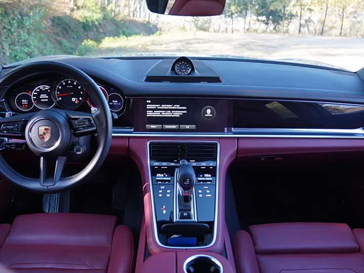 Фото 6 - Porsche Panamera