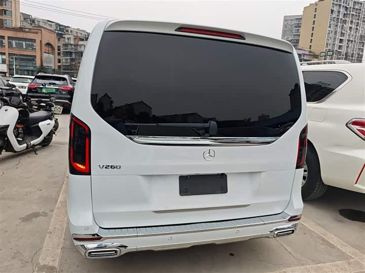 Фото 6 - Mercedes-Benz V-Class