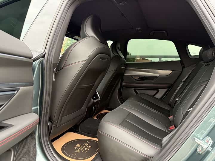 Фото 7 - XPeng P7