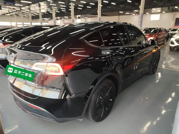 Фото 7 - Tesla Model Y