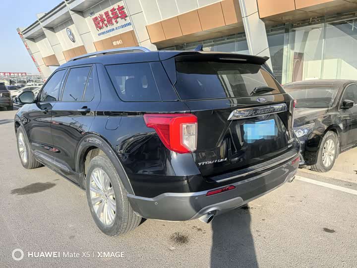 Фото 5 - Ford Explorer