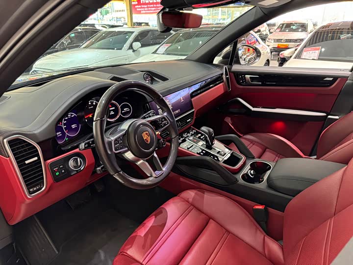 Фото 5 - Porsche Cayenne