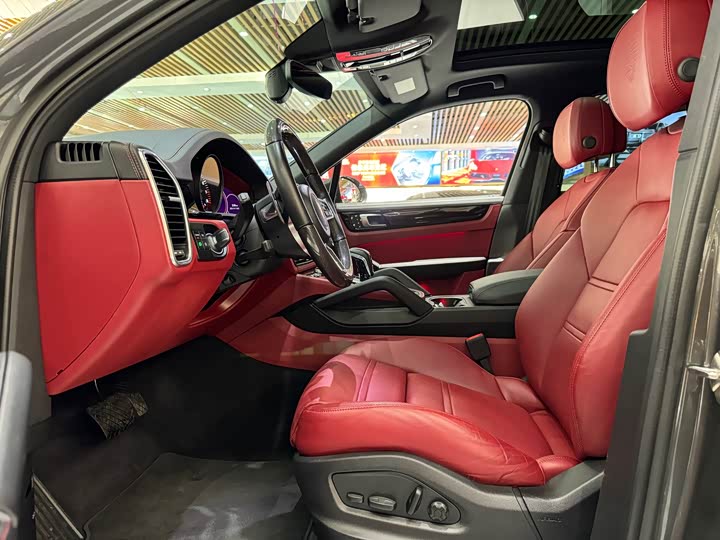 Фото 6 - Porsche Cayenne