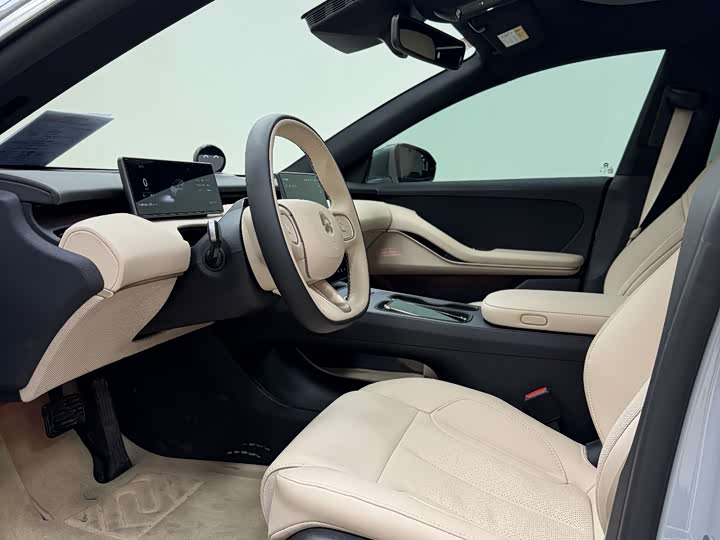 Фото 7 - Nio ET5T