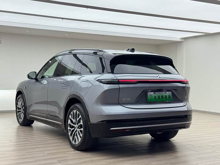 Фото 6 - Nio ES6