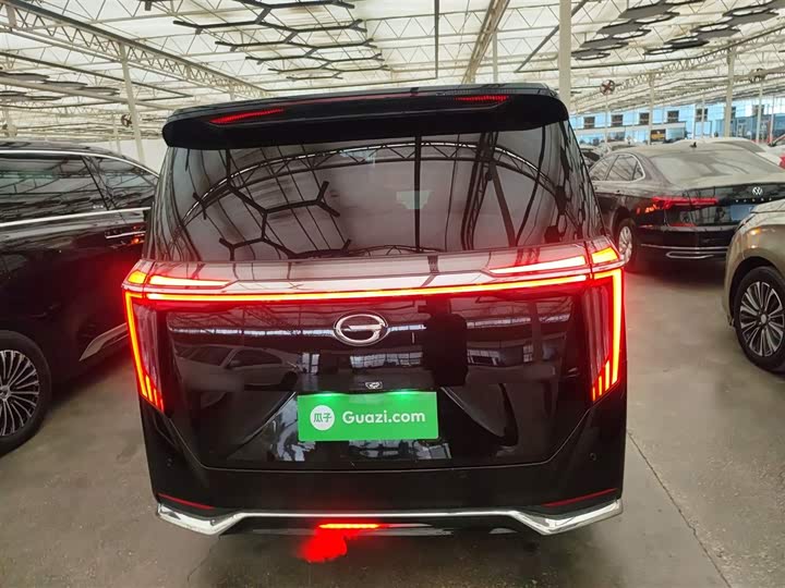 Фото 5 - GAC Trumpchi M8