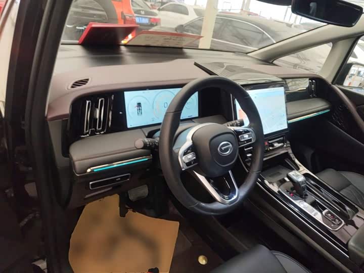 Фото 9 - GAC Trumpchi M8