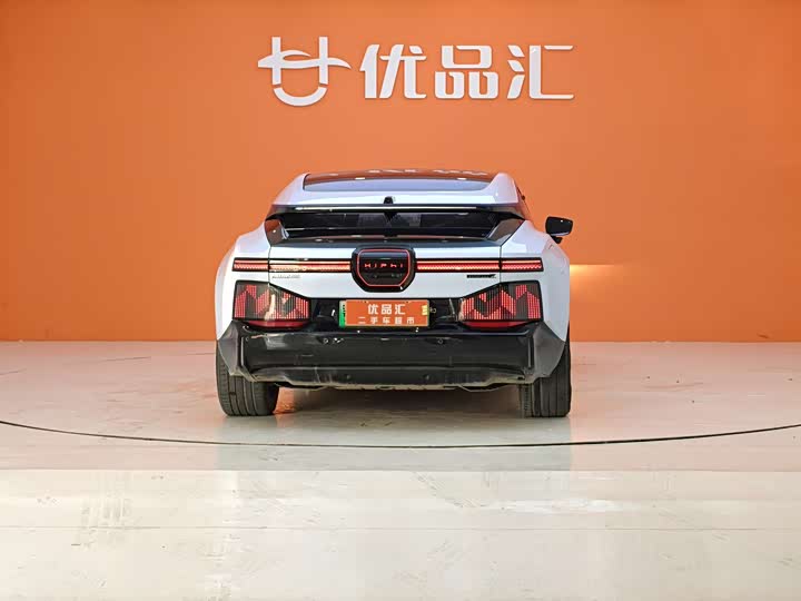 Фото 4 - HiPhi Z