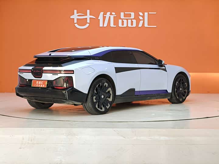 Фото 5 - HiPhi Z