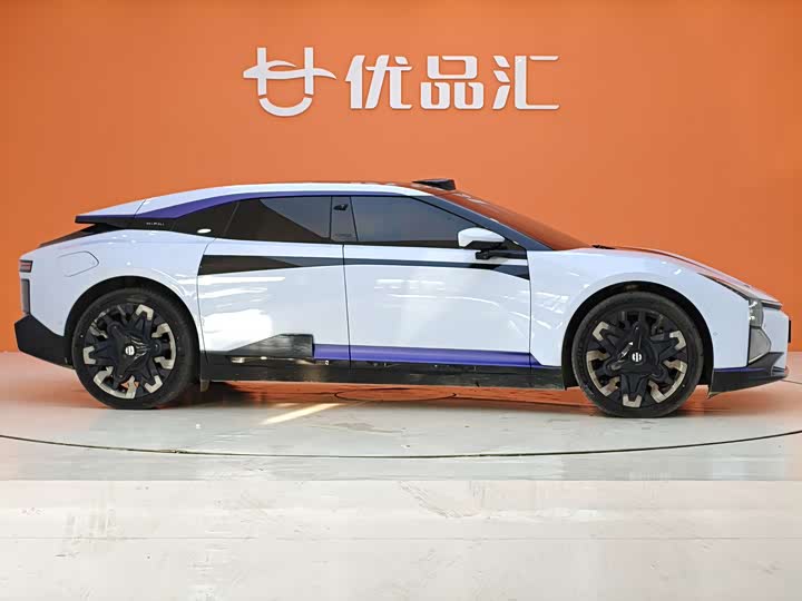 Фото 6 - HiPhi Z