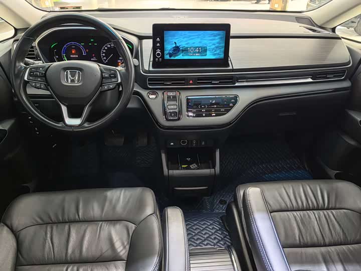 Фото 6 - Honda Elysion