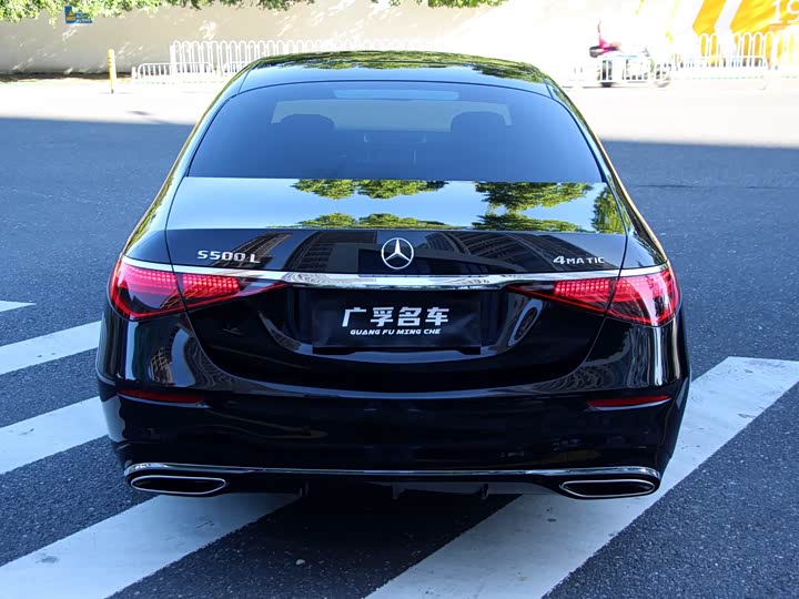 Фото 3 - Mercedes-Benz S-Class