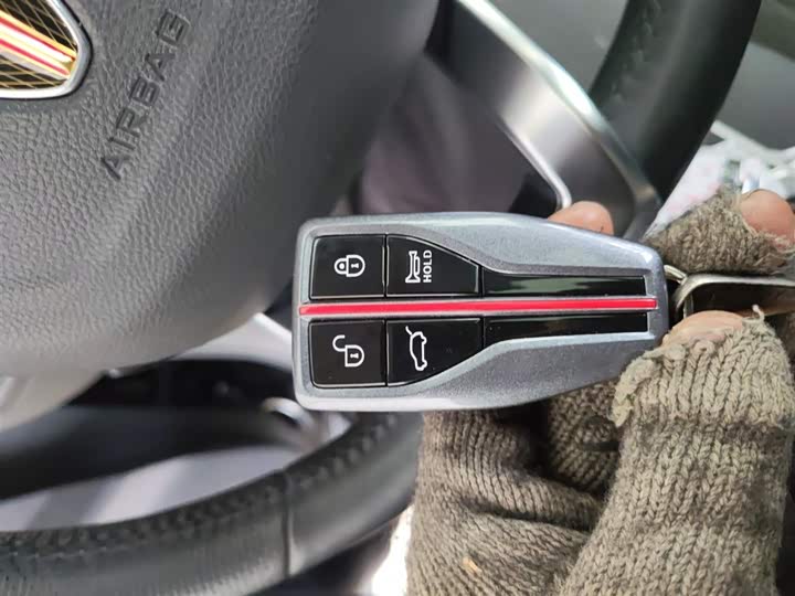 Фото 9 - Hongqi HS7