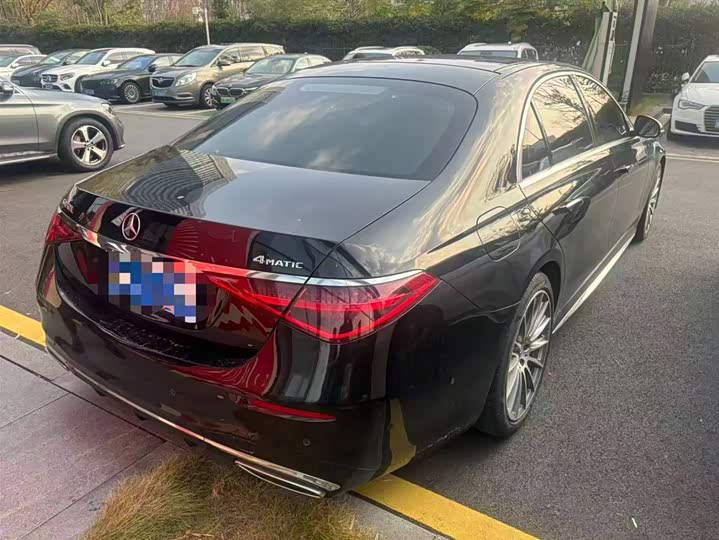 Фото 8 - Mercedes-Benz S-Class