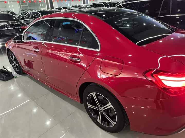 Фото 5 - Mercedes-Benz A-Class