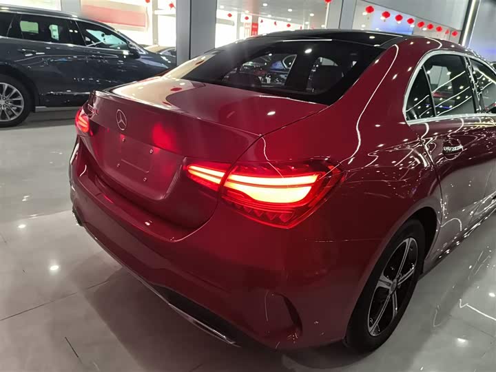 Фото 6 - Mercedes-Benz A-Class