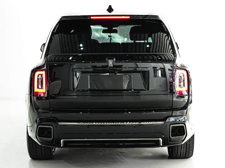 Фото 4 - Rolls-Royce Cullinan