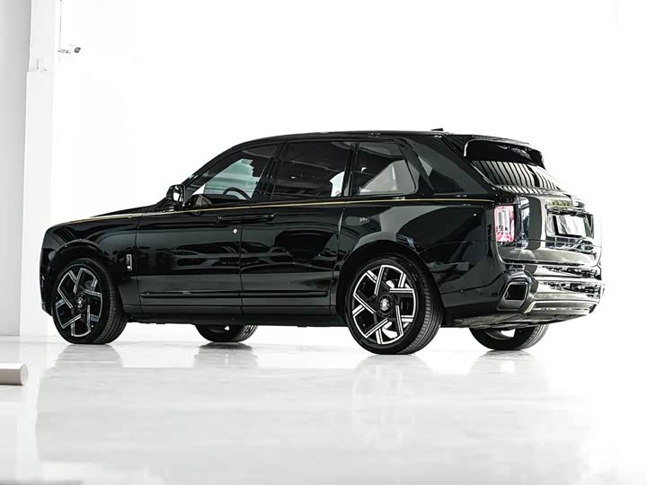 Фото 5 - Rolls-Royce Cullinan
