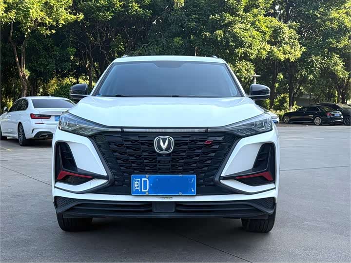 Фото 2 - Changan CS75 Plus