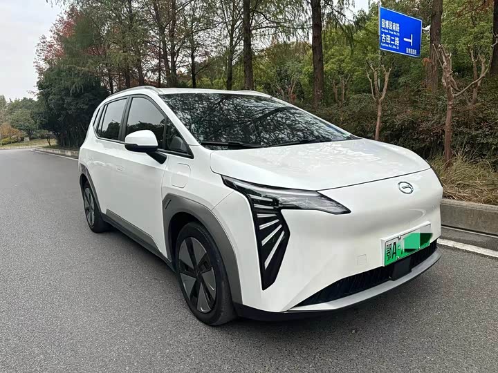 Фото 2 - GAC Aion Y