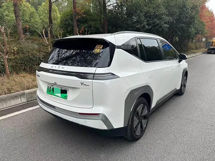 Фото 4 - GAC Aion Y