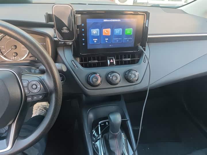 Фото 6 - Toyota Corolla